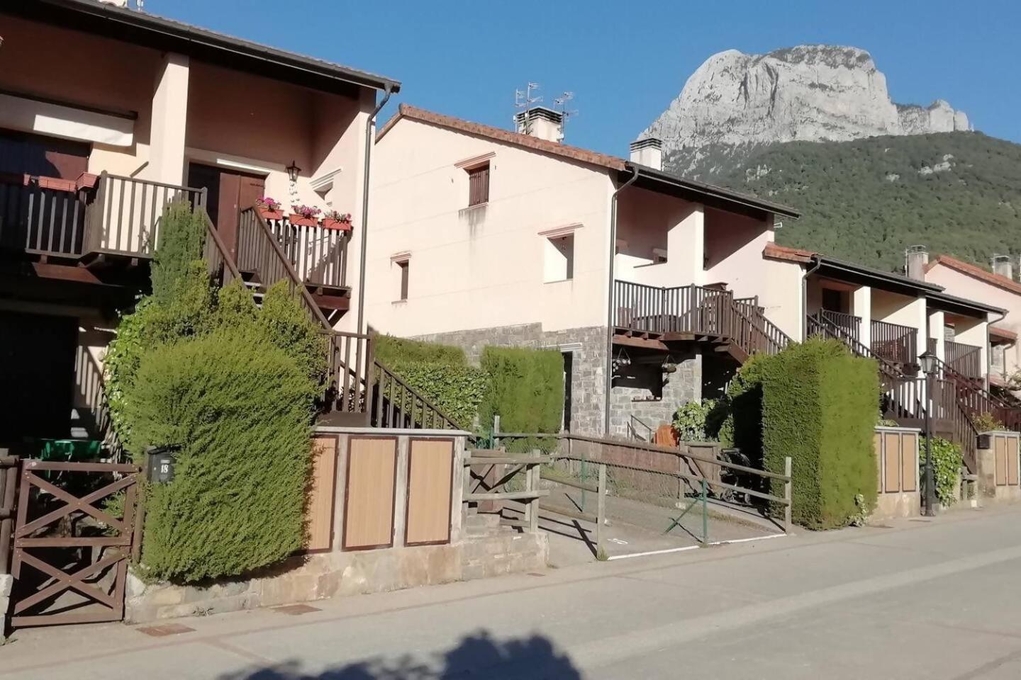 Duplex La Valle Ordesaainsa Laspuña Екстериор снимка
