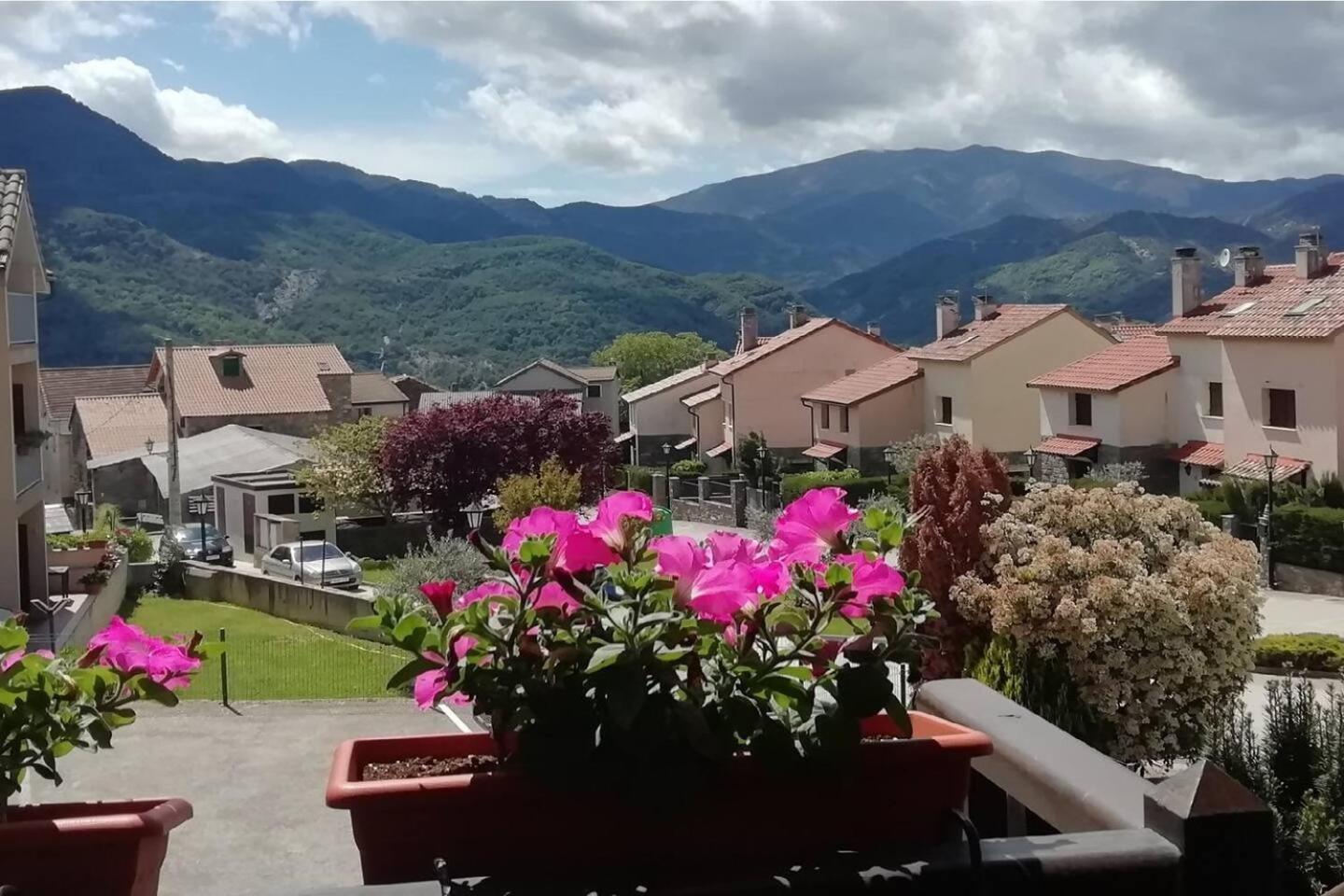 Duplex La Valle Ordesaainsa Laspuña Екстериор снимка